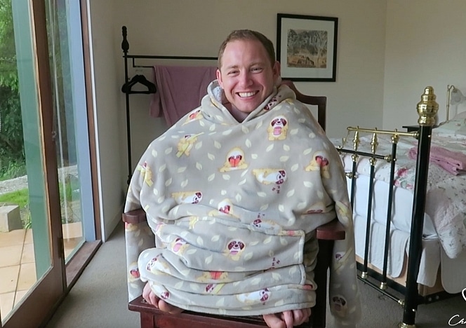 Interview: Leo in the Country